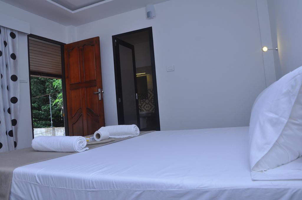 Marari Beach Pearl Homestay 마라리쿨람 외부 사진