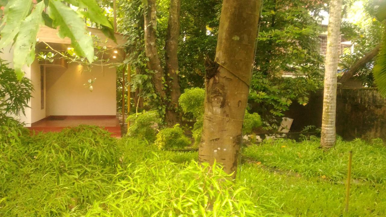 Marari Beach Pearl Homestay 마라리쿨람 외부 사진