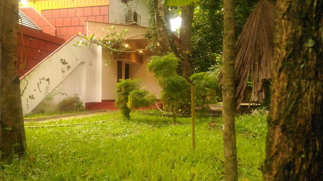 Marari Beach Pearl Homestay 마라리쿨람 외부 사진